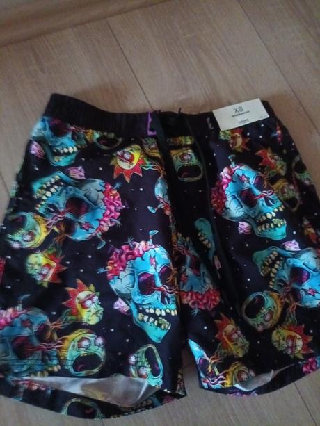 Plavkové šortky rick and morty, xs