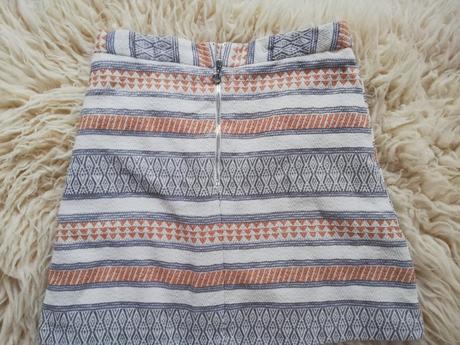 Sukna, river island,146