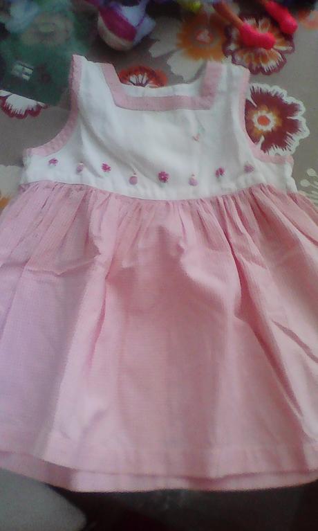 Šatičky, marks & spencer,68