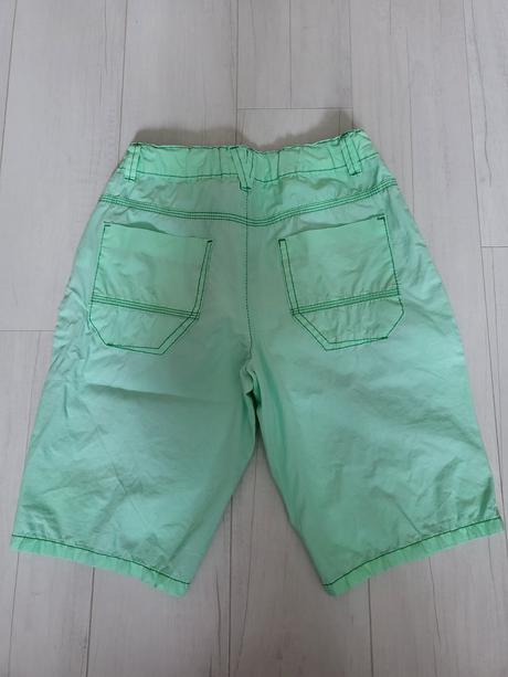 Zachovalé kraťasy, yigga,152