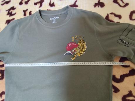 Pánska mikina tokyo s tigrom trn veľ.l, stav ako n, l