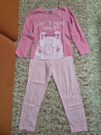 Pyžamo s lamou, 122