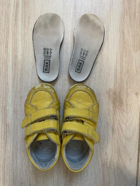 Celokožené topánočky na suchý zips zn. rak, rak,20