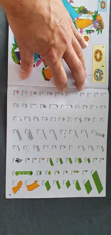 Lego friends 41313 letný bazén v heartlake,