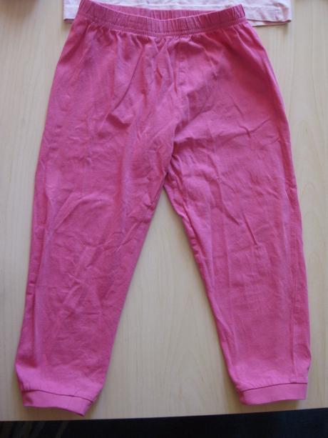 Ružové pyžamko, lupilu,98