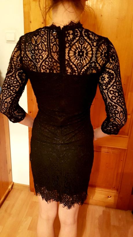 Elegantné čipkované šaty, reserved,34