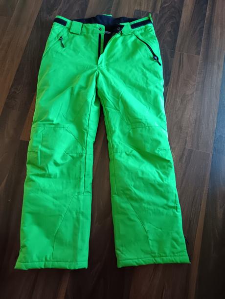 Oteplovačky, just play,152