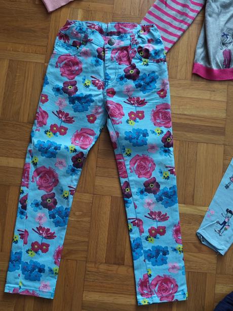 Balíček oblečka pre dievčatko cca 6 rokov, 104–116