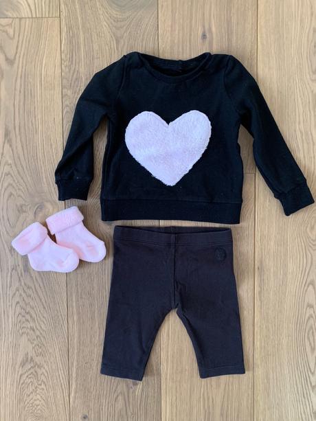 Čierna súprava s plyšovým srdiečkom, 68