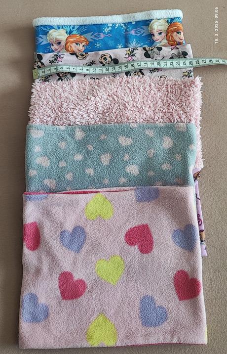 Tunelovy  šál 104-128, 