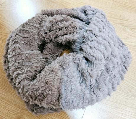 Loop chlpatkový šál,