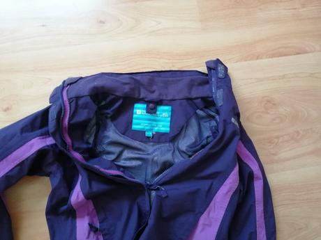 Dievčenská bunda, 140