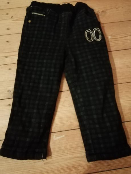 Oteplene nohavice, 98