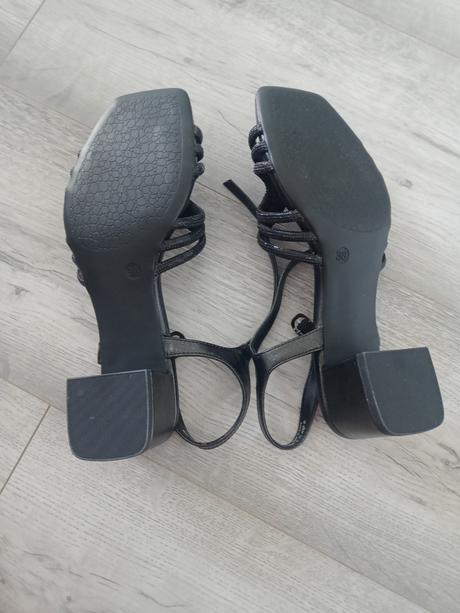 Dámske sandálky na podpätku, deichmann,38