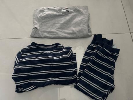 Pyzamo + mikina vel 128, 122–134