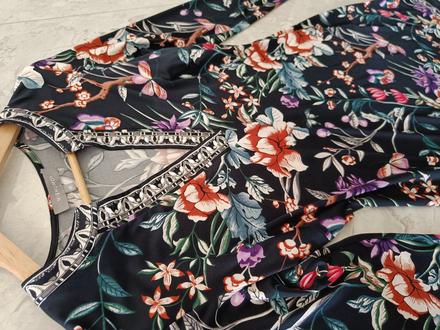 Kvetinové šaty zn. mishumo, 38