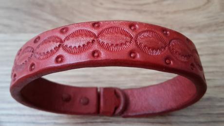 Náramok kožený, 