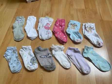 Dievčenské ponožky, 28