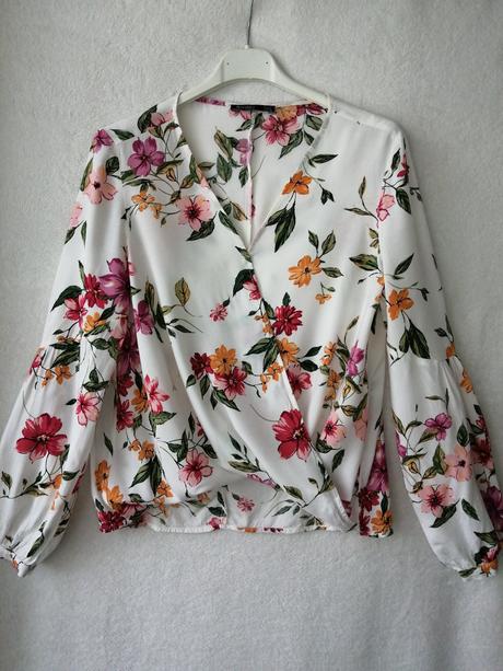 Pekná blúzky od bershky, bershka,36