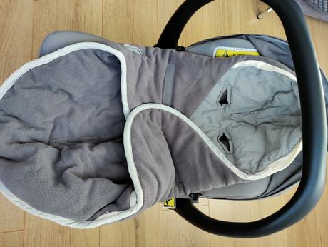 Vajíčko s isofix základňou joie i-snug, joie