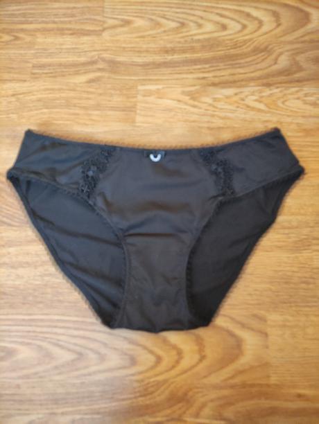 Spodné prádlo značky esotiq, s