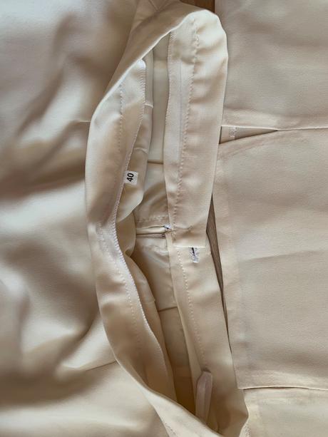 Dámsky letný kostým, 40