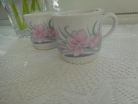 Šálka retro veľká 2 kusy, porcelán, 