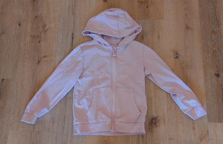 Mikina s kapucňou, 122