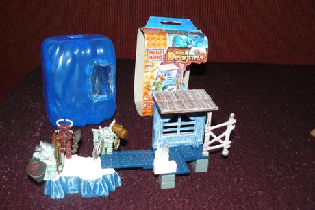 Megabloks-fire & ice dragons-stavebnica,