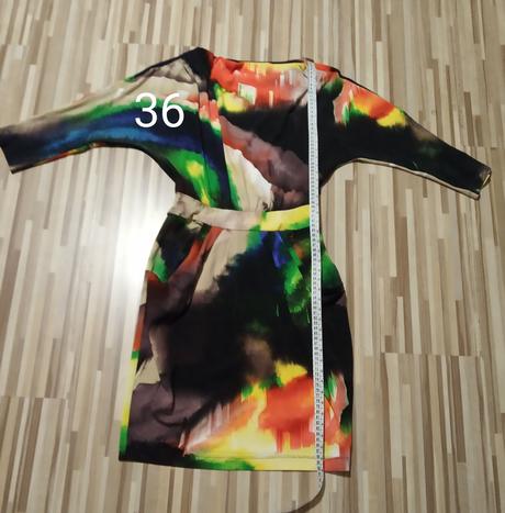 Sviatočné šaty 36, 36