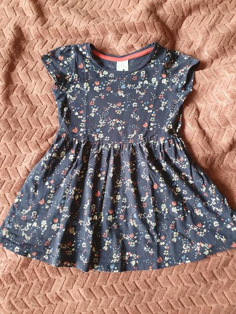 Kvetinové šatky, c&a,92