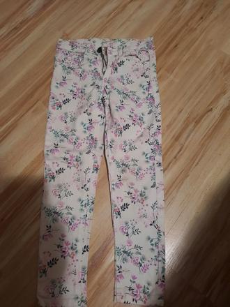 Dievčenské nohavice, 116