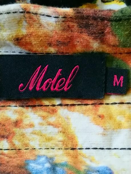 Dámsky farebný top, motel indonesia, xs