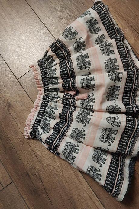 Sukna so spodnickou, f&f,104