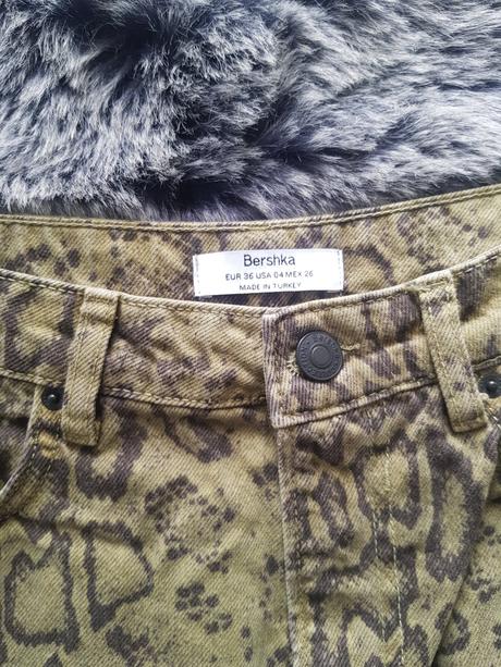 Riflova sukna bershka, bershka,s