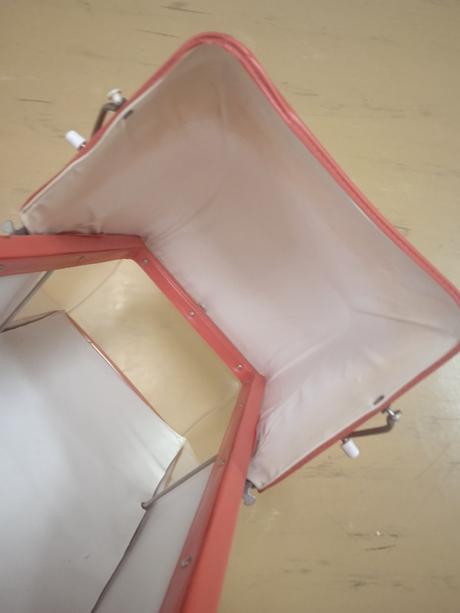 Retro kočík pre bábiky, 