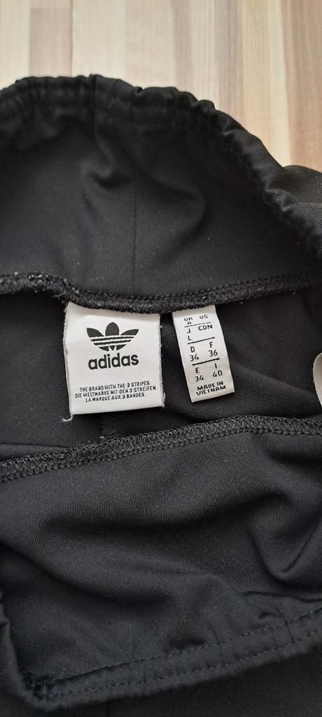Kraťasky v.34, adidas,34