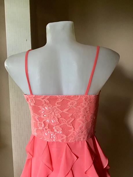 Krasne korzetové šaty/t, s