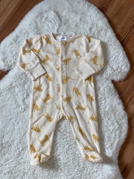 Velurove dupacky nenosene, zara,68