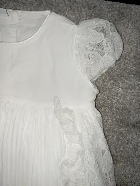 Šaty na krst talianskej značky alice pi, 68