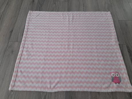Svetlo ružová deka, 