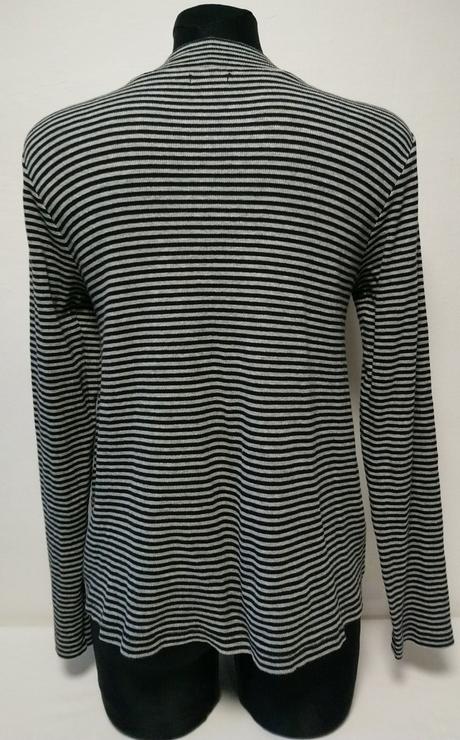 Dámsky elastický pásikavý čiernosivý rozšírený top, s