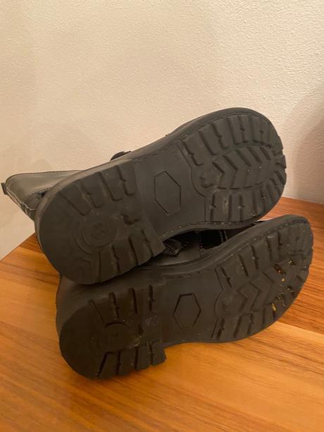 Kožené topánky, 31