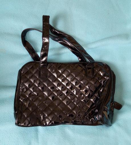 Rôzne kabelky, cena 4 eura za kus,