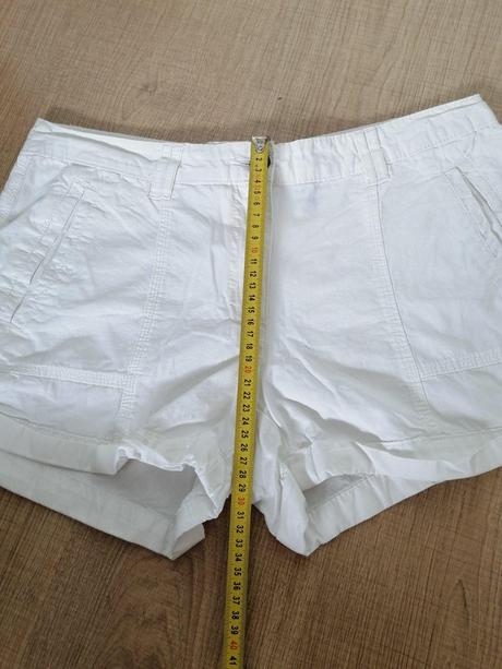 Damske kratasy, velkost 42, h&m,42