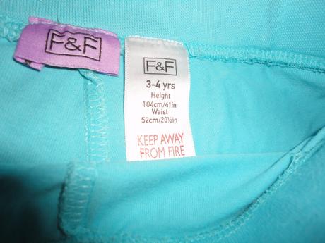 2x kraťasky bavlnené 104+110, 104