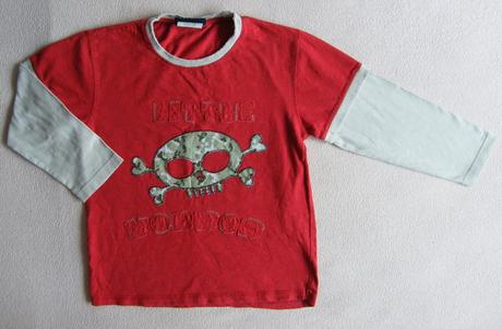 Cervene tricko s lebkou, vintage, 116