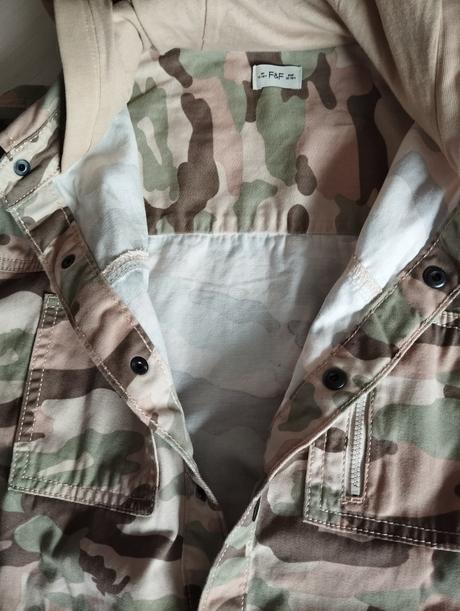 Tenká maskáčová bunda, f&f,158