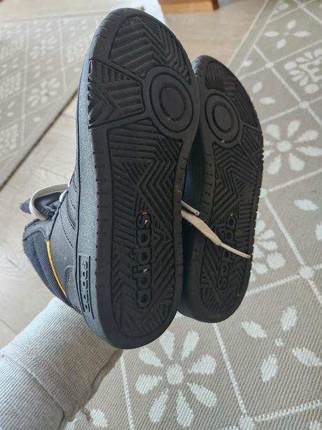 Kozene zateplene tenisky, adidas,33