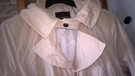 Značkový prechodný kabát pc 220eur, 44
